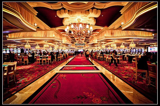 Royal X Casino آن لائن کیسینو میں اصل گیمز